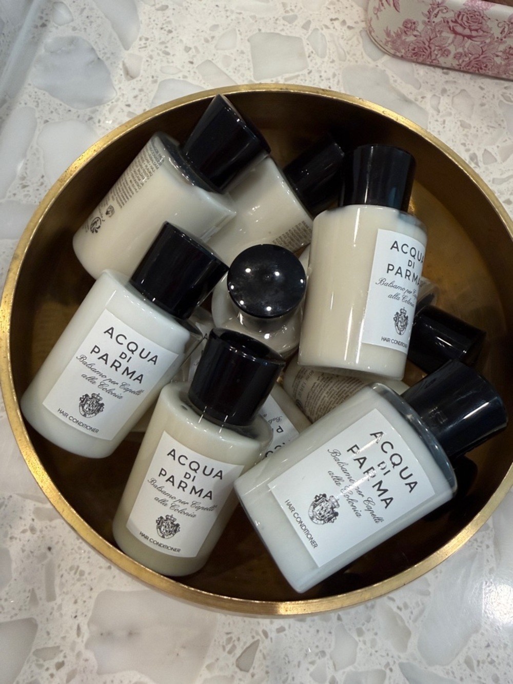 Acqua Di Parma Cream and Black Travel Hair Conditioner Bottle one bottle only